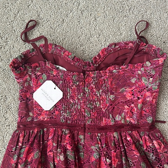 Altar’d State Liora Floral Maxi Dress Burgundy Lace Floral Corset Ribbon SZ XS - Picture 9 of 11